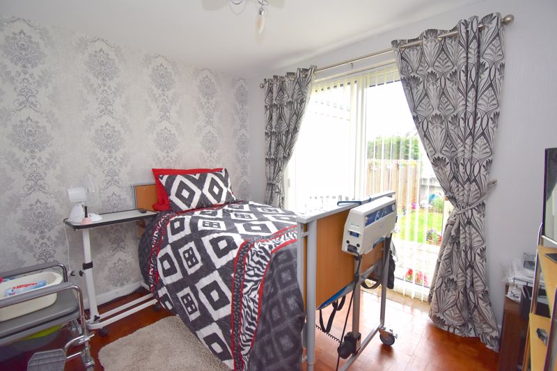 Dining Room- click for photo gallery